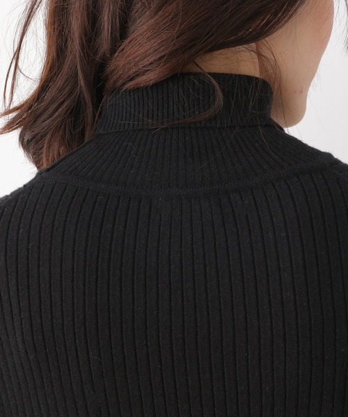 LEPSIM（レプシィム）の「12ゲージリブタートルニット　952529（ニット/セーター・レディース・ブラック/アイボリー/グレイッシュベージュ・SMALL/MEDIUM/LARGE）」の7枚目の写真