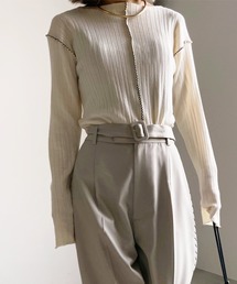 ZIGUZAG LINE KNIT
