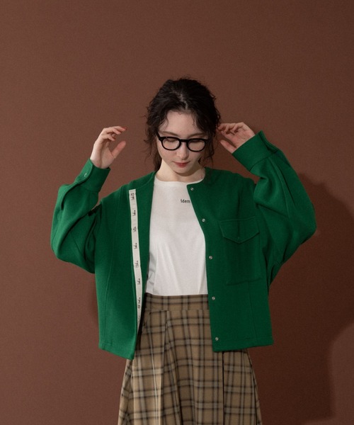idem（イデム）の「idem basic cardigan jacket/ノーカラーカーディガンジャケット（カーディガン/ボレロ・レディース・ブラック/グリーン/アイボリー/スモークピンク・FREE）」の11枚目の写真