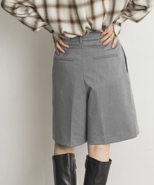 URBAN RESEARCH（アーバンリサーチ）の「シャンブレーツイルタックハーフパンツ（その他パンツ・レディース・グレー/ブラウン・36/38）」の6枚目の写真