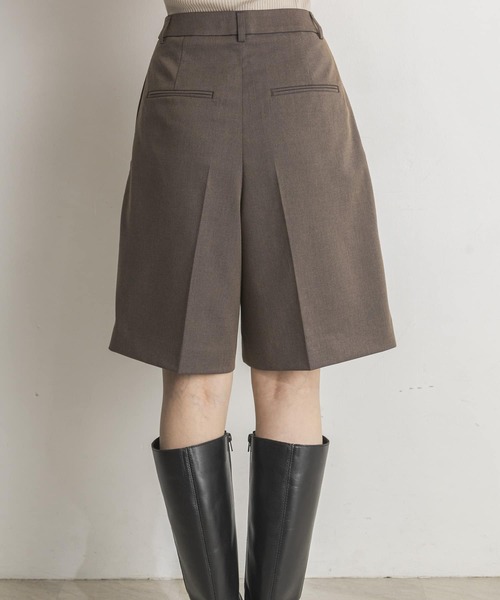 URBAN RESEARCH（アーバンリサーチ）の「シャンブレーツイルタックハーフパンツ（その他パンツ・レディース・グレー/ブラウン・36/38）」の21枚目の写真