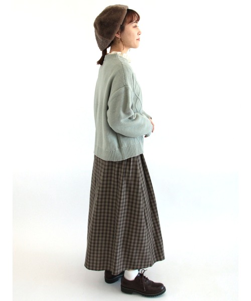 ehka sopo（エヘカソポ）の「ケーブル編みクルーネックカーディガン（カーディガン/ボレロ・レディース・キナリ/チャコール/ベージュ/ミント・ﾌﾘ-）」の8枚目の写真