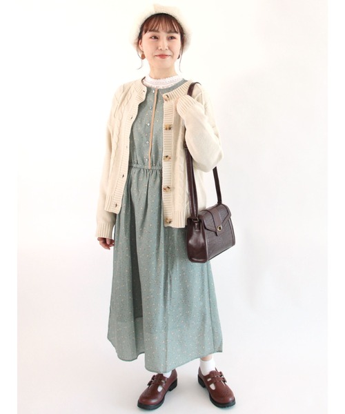 ehka sopo（エヘカソポ）の「ケーブル編みクルーネックカーディガン（カーディガン/ボレロ・レディース・キナリ/チャコール/ベージュ/ミント・ﾌﾘ-）」の15枚目の写真