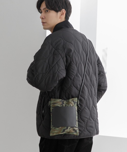 LAKOLE（ラコレ）の「フロントポケットキャンバスショルダーバッグ / 263712（ショルダーバッグ・メンズ・ブラック/グレー/ナチュラル/カーキ/その他9/その他6/ブラウン・FREE）」の7枚目の写真