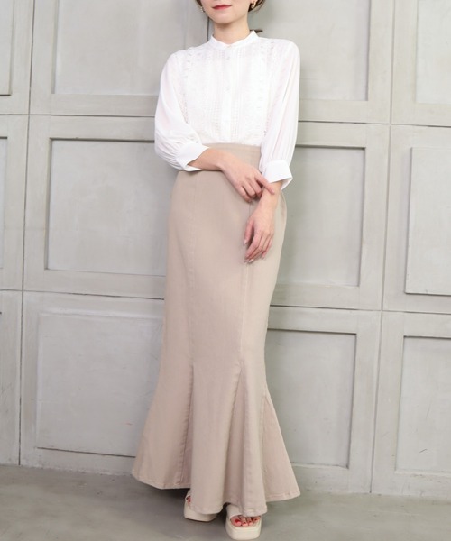 moment+(モーメントプラス)の「ストレッチデニム&ツイル ハイウエストマーメイドスカート(デニムスカート・レディース・ブラック/オフホワイト/カーキ/サックスブルー/インディゴブルー/ブラック系その他/グレイッシュベージュ・S/M/L)」の8枚目の写真