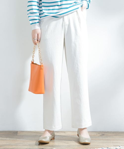 F by ROSSO（エフバイロッソ）の「F by ROSSO　デニムタックストレートパンツ（デニムパンツ・レディース・ホワイト/インディゴブルー・38/36）」の3枚目の写真