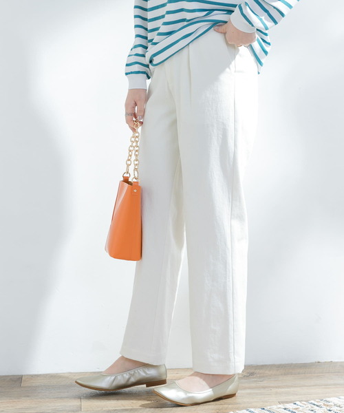 F by ROSSO（エフバイロッソ）の「F by ROSSO　デニムタックストレートパンツ（デニムパンツ・レディース・ホワイト/インディゴブルー・38/36）」の4枚目の写真