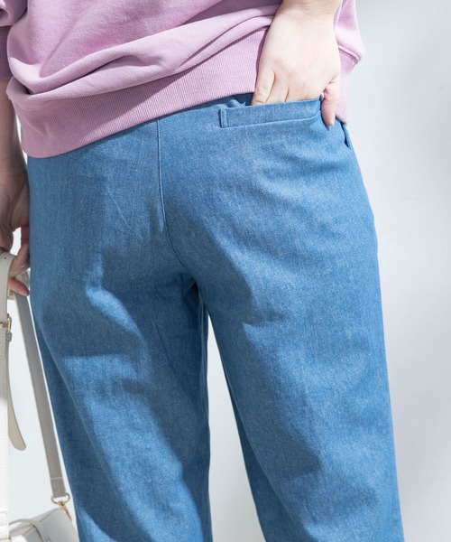 F by ROSSO（エフバイロッソ）の「F by ROSSO　デニムタックストレートパンツ（デニムパンツ・レディース・ホワイト/インディゴブルー・38/36）」の17枚目の写真