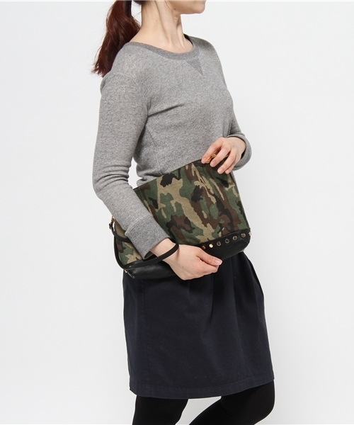 SHIPS for women(シップスフォーウィメン)の「★★スタッズ カモクラッチ(クラッチバッグ・レディース・ベージュ/オリーブ・ONE SIZE)」の10枚目の写真