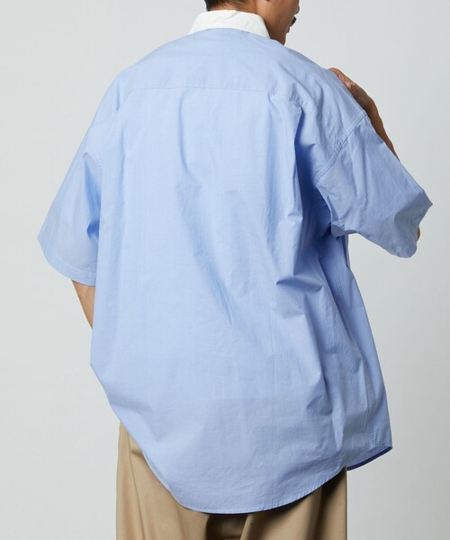 FREAK'S STORE(フリークスストア)の「WEB限定 Relax Fit リラックスフィット ショートスリーブ レギュラーカラーシャツ/クレリックシャツ(シャツ/ブラウス・メンズ・サックスブルー/ブラック/グレイッシュベージュ/ブルー系その他/ブルー系その他2/オリーブ/ストライプ/ホワイト・LARGE/SMALL/MEDIUM)」の19枚目の写真