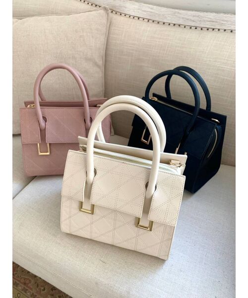 RESEXXY（リゼクシー）の「キルティングデザインハンドバッグ（ハンドバッグ・レディース・ブラック/オフホワイト/ピンク・FREE）」の4枚目の写真