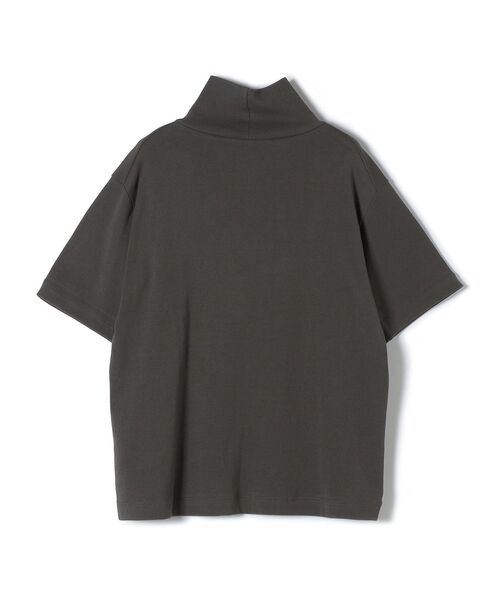 gicipi(ジチピ)の「gicipi:〈洗濯機可能〉SUALO ハイネックカットソー(Tシャツ/カットソー・レディース・ダークグレー/ホワイト・ONE SIZE)」の8枚目の写真