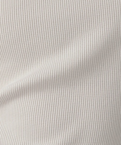 LOWRYS FARM(ローリーズファーム)の「カップ付きクロスキャミソール 267046(Tシャツ/カットソー・レディース・オフホワイト/ブラック/カーキ・FREE)」の18枚目の写真