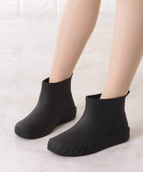 Lace Ladies（レースレディース）の「ショート丈サイドカットシンプルレインブーツ（レインシューズ・レディース・アイボリー/ブラック・23/22.5/24/23.5/24.5/25）」の11枚目の写真