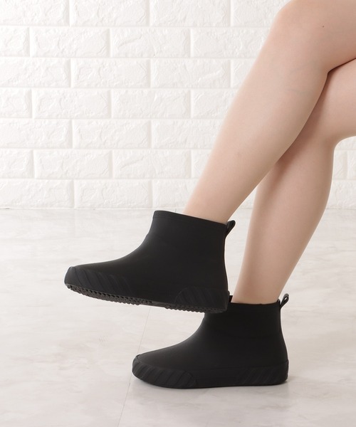 Lace Ladies（レースレディース）の「ショート丈サイドカットシンプルレインブーツ（レインシューズ・レディース・アイボリー/ブラック・23/22.5/24/23.5/24.5/25）」の12枚目の写真