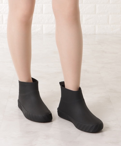 Lace Ladies（レースレディース）の「ショート丈サイドカットシンプルレインブーツ（レインシューズ・レディース・アイボリー/ブラック・23/22.5/24/23.5/24.5/25）」の13枚目の写真