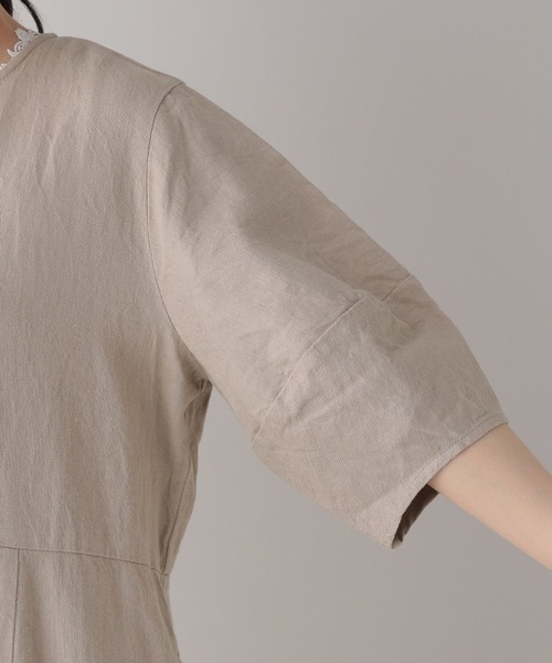 studio CLIP（スタディオクリップ）の「《Natural by studio CLIP》ランタンスリーブワンピース（ワンピース・レディース・ベージュ/ブラック・FREE）」の3枚目の写真