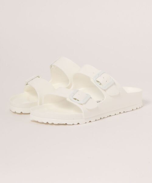 BIRKENSTOCK(ビルケンシュトック)の「《BIRKENSTOCK》Arizona EVA ナロー(サンダル・レディース・ブルー/シルバー/ホワイト/ブラック/ブラック系その他/オレンジ系その他・36/37/39/38/40/35/41)」の2枚目の写真