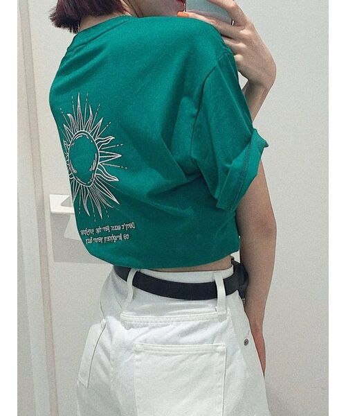 EVRIS（エヴリス）の「SUNNY GRAPHIC BIG Tシャツ（Tシャツ/カットソー・レディース・ホワイト/ブラック/グリーン・FREE）」の13枚目の写真