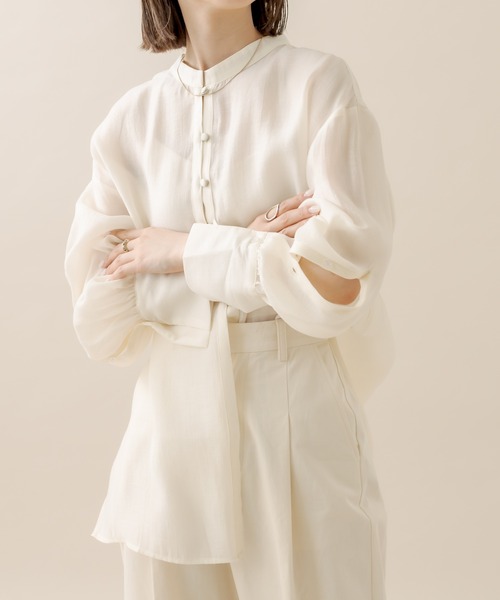 mline（エムライン）の「[mline] アームボタンシアーシャツ（シャツ/ブラウス・レディース・アイボリー/ベージュ/グリーン・FREE）」の6枚目の写真