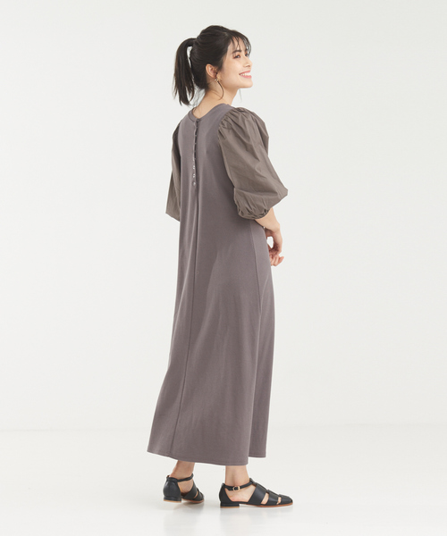 abahouse mavie(アバハウスマヴィ)の「袖ボリューム2wayワンピース(ワンピース・レディース・チャコールグレー/ブラック・フリー)」の6枚目の写真