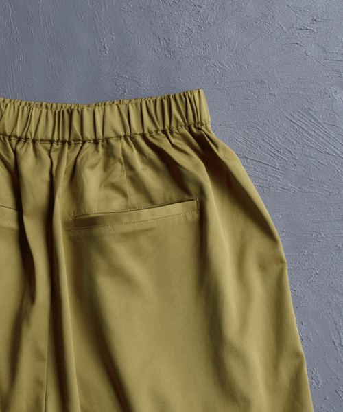 ダルサテン イージーショートパンツ（その他パンツ）｜apartment department（アパートメントデパートメント）