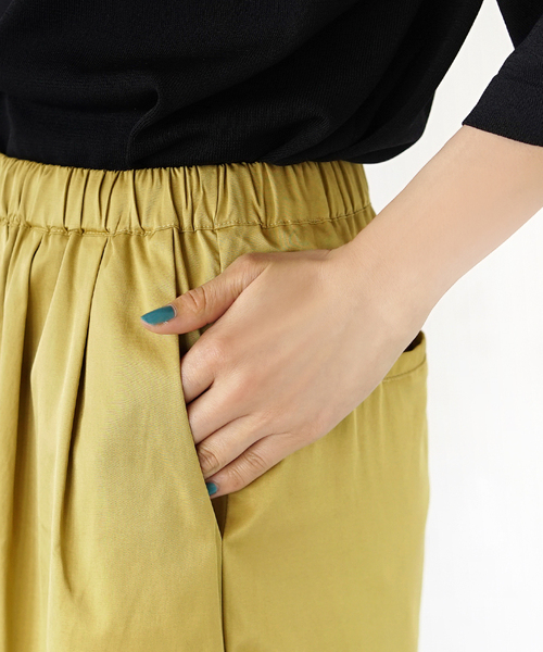 ダルサテン イージーショートパンツ（その他パンツ）｜apartment department（アパートメントデパートメント）