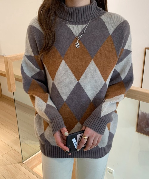 ABITOKYO(アビトーキョー)の「ダイヤ柄ジャガードハイネックニットプルオーバー(ニット/セーター・レディース・チャコールグレー/ベージュ/ブラック・FREE)」の14枚目の写真