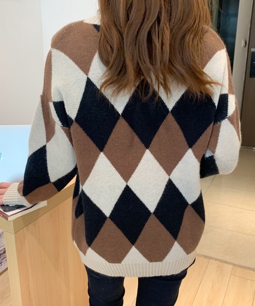 ABITOKYO(アビトーキョー)の「ダイヤ柄ジャガードハイネックニットプルオーバー(ニット/セーター・レディース・チャコールグレー/ベージュ/ブラック・FREE)」の10枚目の写真