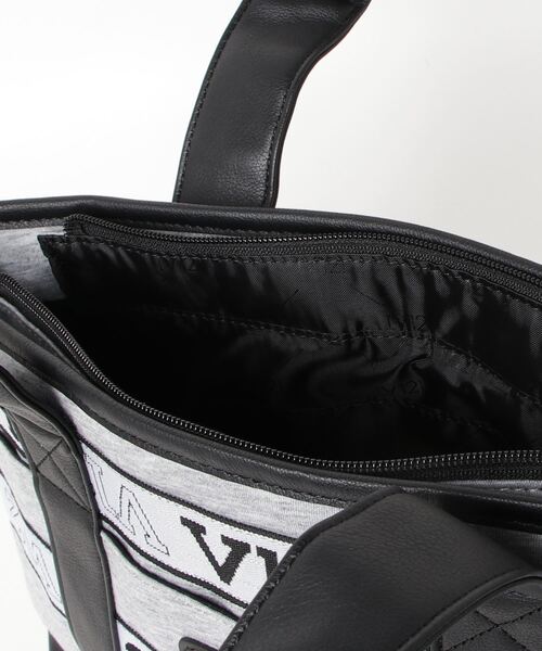 V12（ヴィ トゥエルヴ）の「LOGO TAPE CART BAG（トートバッグ・メンズ・ブラック/グレー・FREE）」の15枚目の写真