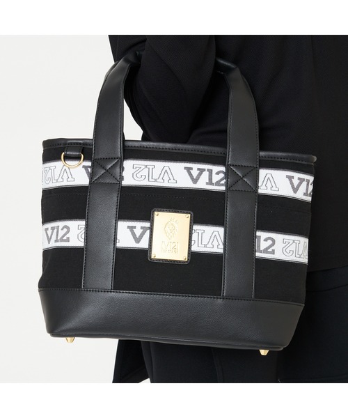 V12（ヴィ トゥエルヴ）の「LOGO TAPE CART BAG（トートバッグ・メンズ・ブラック/グレー・FREE）」の7枚目の写真