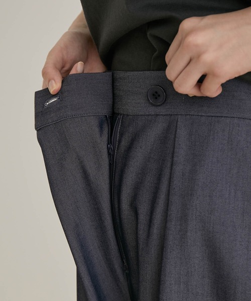 VIS（ビス）の「【洗える】ラップワイドパンツ（スラックス・レディース・ブラック/ブルー/キナリ・S/M）」の21枚目の写真
