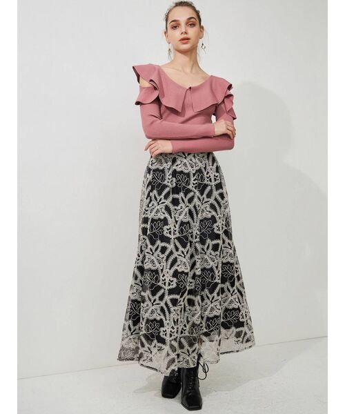 MERCURYDUO（マーキュリーデュオ）の「オープンショルダーラッフルリブニット（ニット/セーター・レディース・チャコールグレー/オフホワイト/ベビーピンク/ブラック/ピンク・FREE）」の13枚目の写真