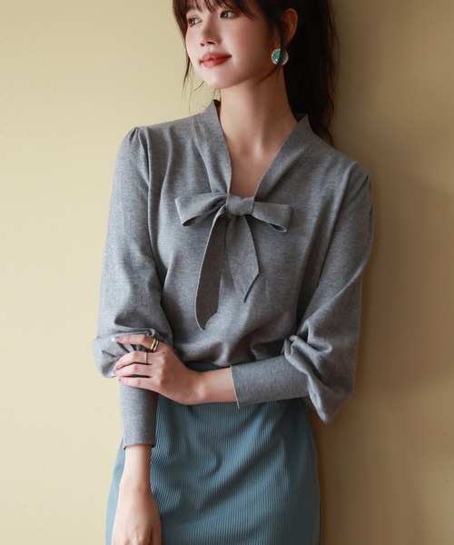 SAISON DE PAPILLON（セゾンドパピヨン）の「リボンタイニットプルオーバー（ニット/セーター・レディース・ブルー/アイボリー/グレー/ピンク/ブラック/ネイビー/ベージュ・M/L）」の4枚目の写真