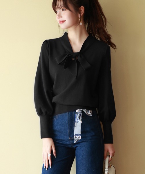 SAISON DE PAPILLON（セゾンドパピヨン）の「リボンタイニットプルオーバー（ニット/セーター・レディース・ブルー/アイボリー/グレー/ピンク/ブラック/ネイビー/ベージュ・M/L）」の3枚目の写真