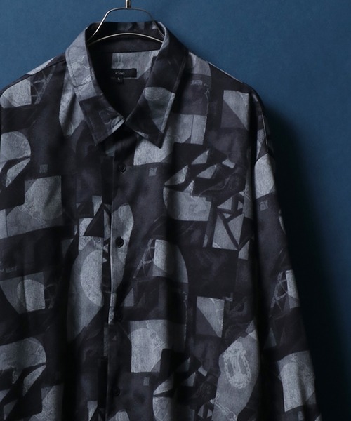 ANPAS（アンパス）の「Georgette Total Pattern Print Big Silhouette Thickness Shirt/ジョーゼット 総柄プリント ビッグシルエット とろみシャツ セットアップ対応（シャツ/ブラウス・メンズ・ブラック系その他/グレー系その他/ベージュ系その他/ブルー系その他/ホワイト系その他2/ブラック系その他2/ブラック系その他3/ブラウン系その他2/ブラウン系その他3/ブラウン系その他4/ブラウン系その他5/ブラウン系その他/ブルー系その他3/ホワイト系その他4/グレー系その他4/ホワイト系その他5/ホワイト系その他/グレー系その他3/ブラック系その他7/ブルー系その他2/グレー系その他2/ブラック系その他4/ブラック系その他6/ホワイト系その他3/ホワイト系その他6/ブラック系その他5/グレー系その他5/ブラウン系その他6/グリーン系その他/ブルー系その他4・M/L）」の18枚目の写真