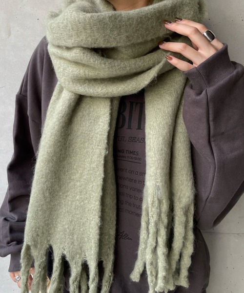 DouDou（ドゥドゥ）の「フラッフィーストール（マフラー・レディース・モスグリーン/ミント/サーモンピンク・FREE）」の5枚目の写真