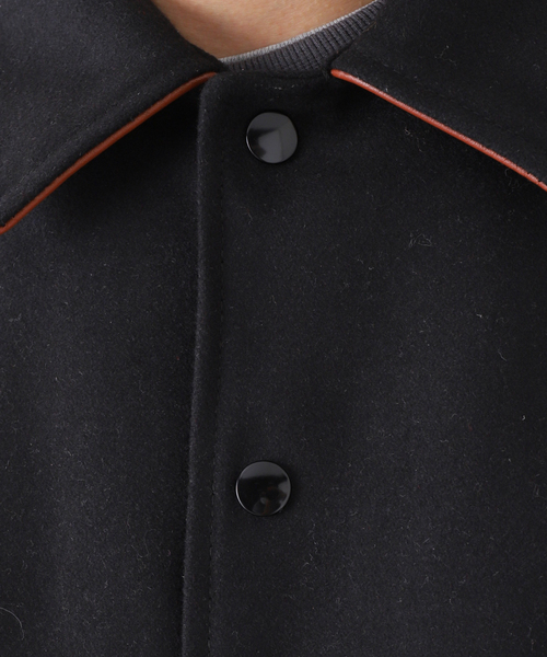 JOURNAL STANDARD(ジャーナルスタンダード)の「AWARD TIGHT JACKET(スタジャン・メンズ・ブラック/レッド・MEDIUM/LARGE)」の11枚目の写真