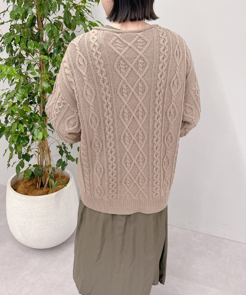 un dix cors（アンディコール）の「バルキーケーブルボートネックニット（ニット/セーター・レディース・ブラウン/オフホワイト/カーキ・FREE）」の16枚目の写真