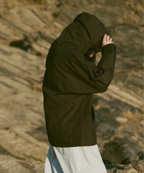 CASPER JOHN（キャスパージョン）の「Bio wash military smok/ バイオウォッシュミリタリースモック（パーカー・メンズ・アイボリー/カーキ/ブラック・SMALL/MEDIUM/LARGE）」の6枚目の写真