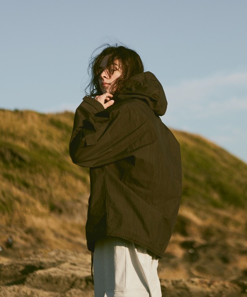 CASPER JOHN（キャスパージョン）の「Bio wash military smok/ バイオウォッシュミリタリースモック（パーカー・メンズ・アイボリー/カーキ/ブラック・SMALL/MEDIUM/LARGE）」の14枚目の写真