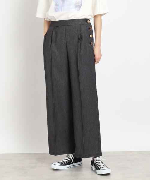 DRESKIP(ドレスキップ)の「◆【セットアップ可】ポリデニム 金ボタン ワイドパンツ(その他パンツ・レディース・ブラック/ベージュ/ネイビー・02/04/03)」の4枚目の写真
