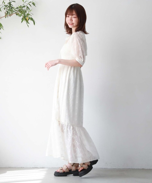 archives（アルシーヴ）の「ボレロ＋シャーリングキャミワンピース（ワンピース・レディース・グレイッシュベージュ/アイボリー/ブラック・MEDIUM）」の8枚目の写真