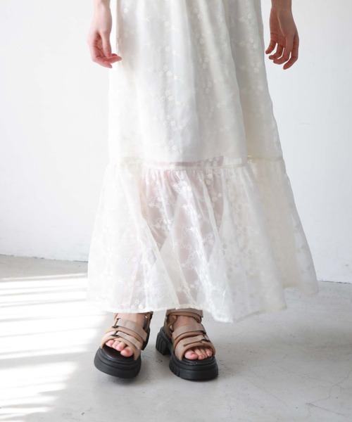 archives（アルシーヴ）の「ボレロ＋シャーリングキャミワンピース（ワンピース・レディース・グレイッシュベージュ/アイボリー/ブラック・MEDIUM）」の15枚目の写真