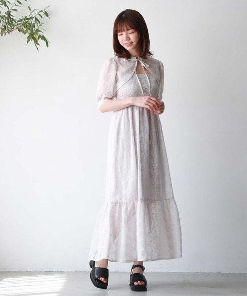 archives（アルシーヴ）の「ボレロ＋シャーリングキャミワンピース（ワンピース・レディース・グレイッシュベージュ/アイボリー/ブラック・MEDIUM）」の16枚目の写真