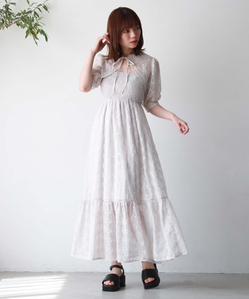 archives（アルシーヴ）の「ボレロ＋シャーリングキャミワンピース（ワンピース・レディース・グレイッシュベージュ/アイボリー/ブラック・MEDIUM）」の18枚目の写真