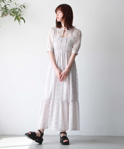 archives（アルシーヴ）の「ボレロ＋シャーリングキャミワンピース（ワンピース・レディース・グレイッシュベージュ/アイボリー/ブラック・MEDIUM）」の20枚目の写真