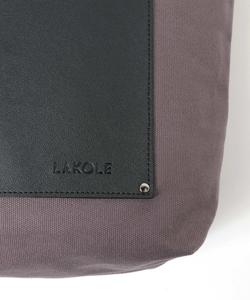 LAKOLE（ラコレ）の「フロントポケットキャンバスBAG / 199294（ショルダーバッグ・メンズ・ナチュラル/ブラック/チャコールグレー・FREE）」の9枚目の写真