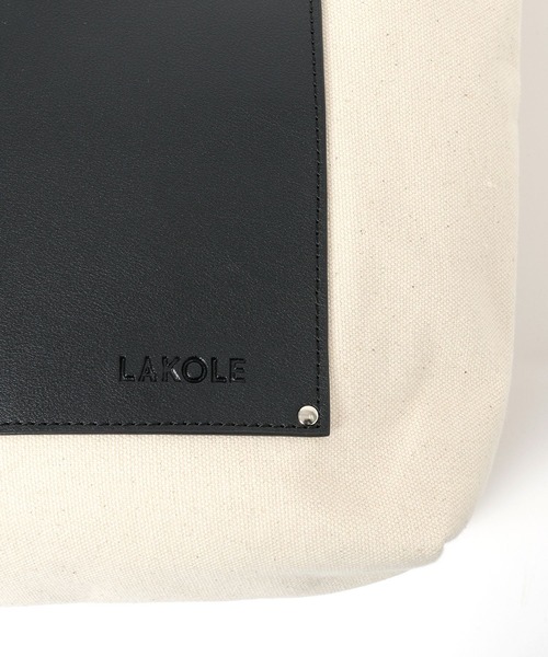 LAKOLE（ラコレ）の「フロントポケットキャンバスBAG / 199294（ショルダーバッグ・メンズ・ナチュラル/ブラック/チャコールグレー・FREE）」の11枚目の写真