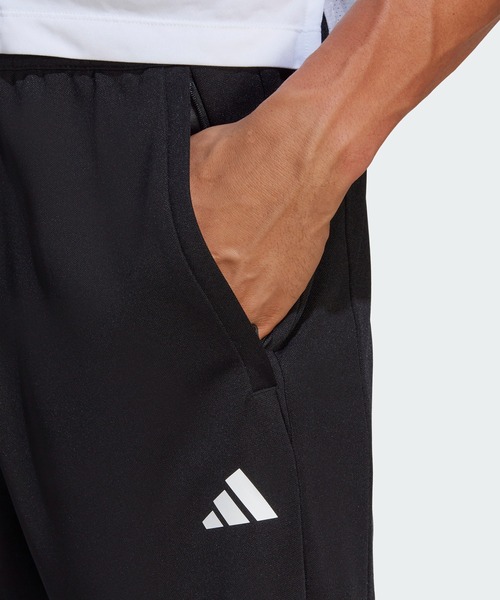 トレイン エッセンシャルズ オールセット トレーニングショーツ